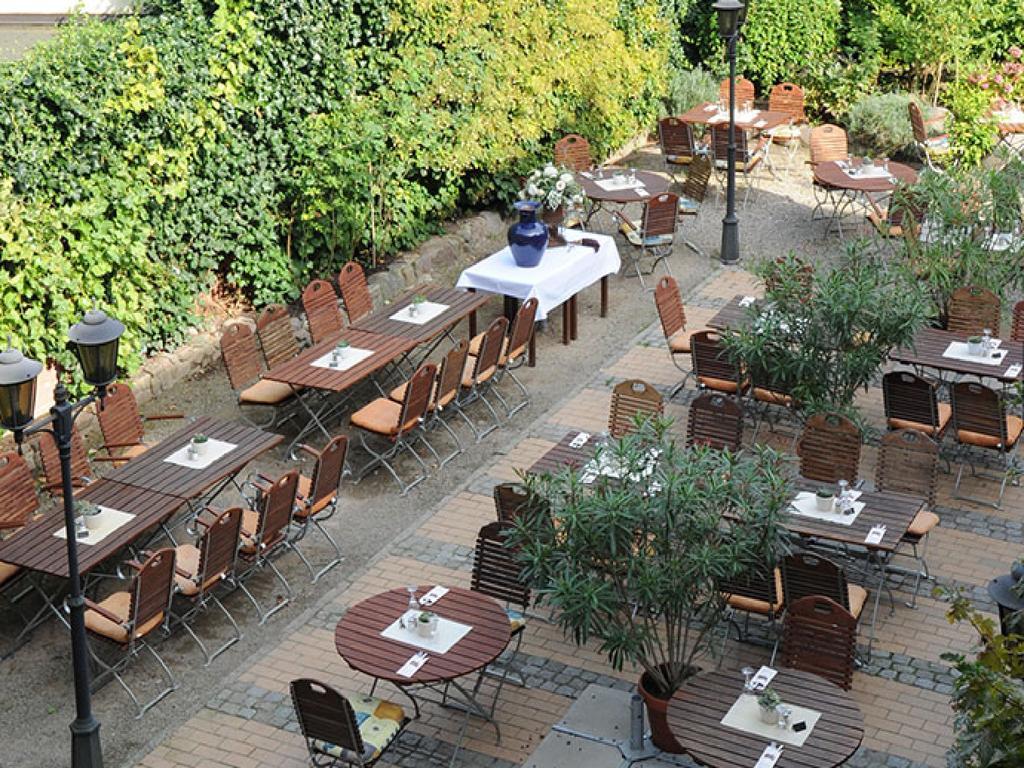ホテル Weinhaus Woehler シュヴェリーン エクステリア 写真